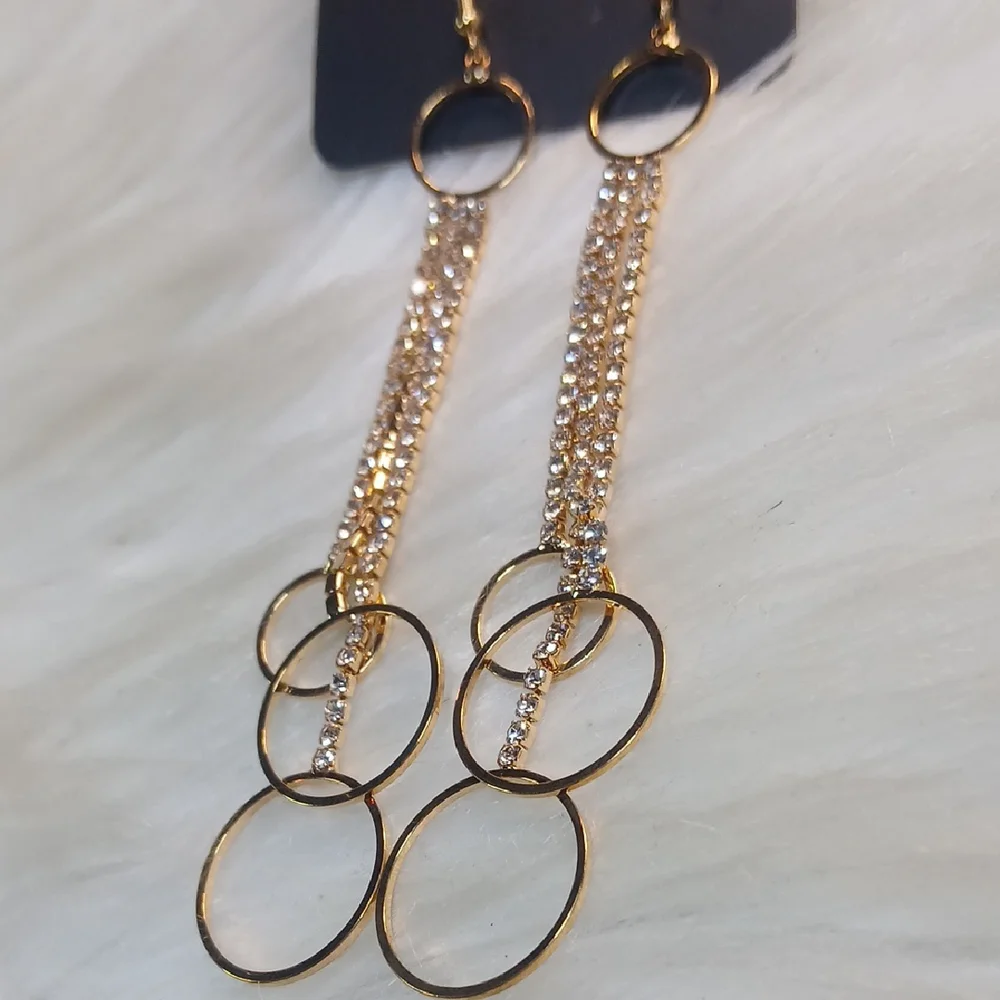 Paparazzi Gold With Bling Bling Dangle Earrings - Picture 2 of 9